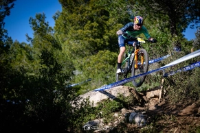 Simon Andreassen wins in Marseille with a prototype FOX fork