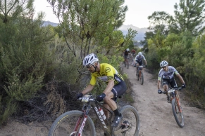 Cape Epic 2025: Wilier Vittoria wins stage 4 in a chaotic and crowded final sprint