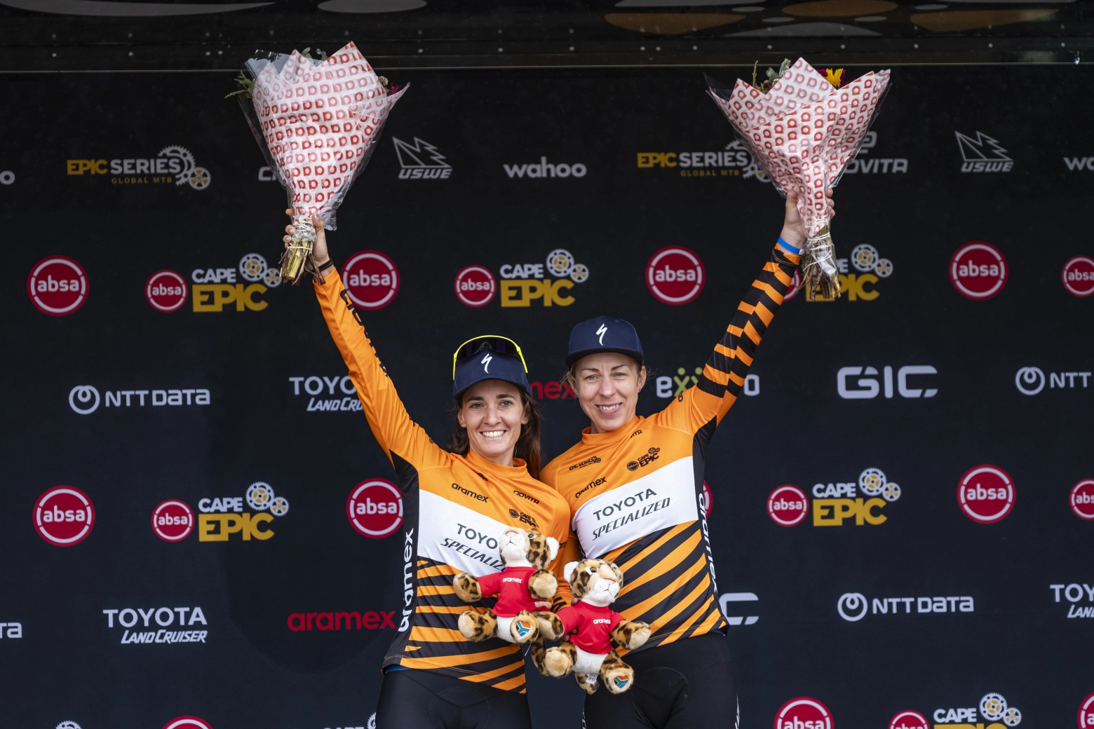 Schurter-Colombo in men and Langvad-Gómez in women win the Absa Cape Epic 2025