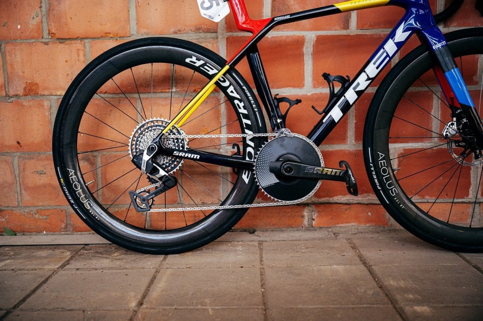 What is a mullet drivetrain?