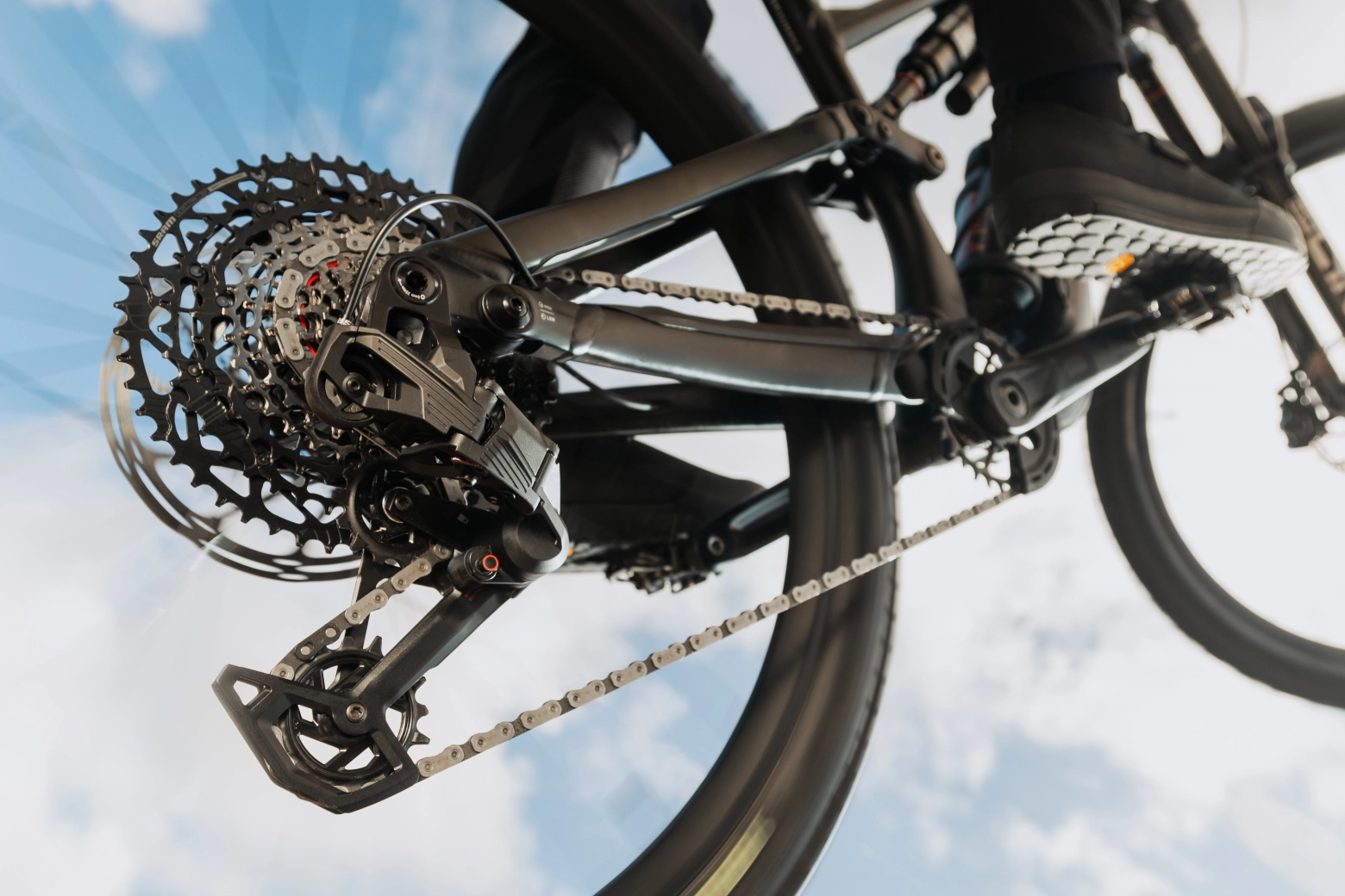New SRAM Eagle 90 and Eagle 70: all the advantages of direct mounting come to mechanical groups