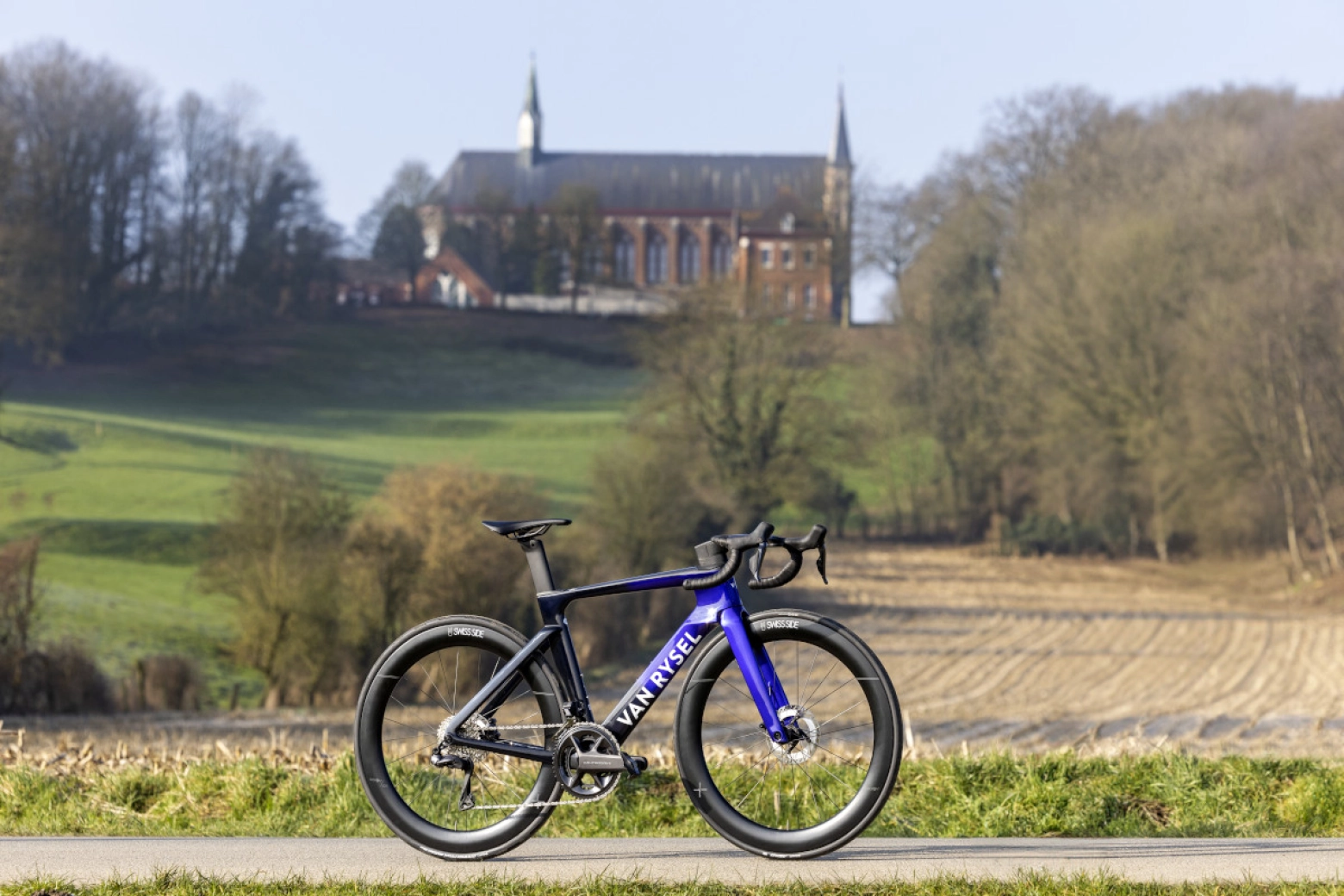 New VAN RYSEL RCR-F: the Aero that everyone is talking about has just been presented and starts at 5,499€