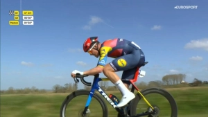 Mads Pedersen répète sa victoire à Gand-Wevelgem 2025