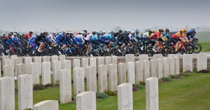 Mads Pedersen répète sa victoire à Gand-Wevelgem 2025