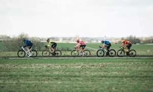 Wout van Aert seeks to clear up doubts in Dwars door Vlaanderen, the prelude to the Tour of Flanders
