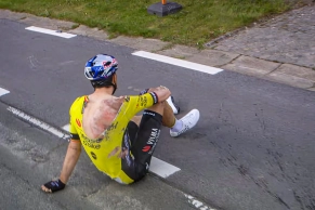 Wout van Aert seeks to clear up doubts in Dwars door Vlaanderen, the prelude to the Tour of Flanders