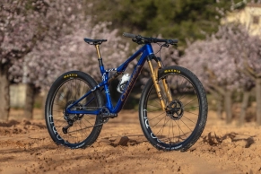Simon Andreassen debuts his new Orbea Oiz European Champion XCC edition in Brazil