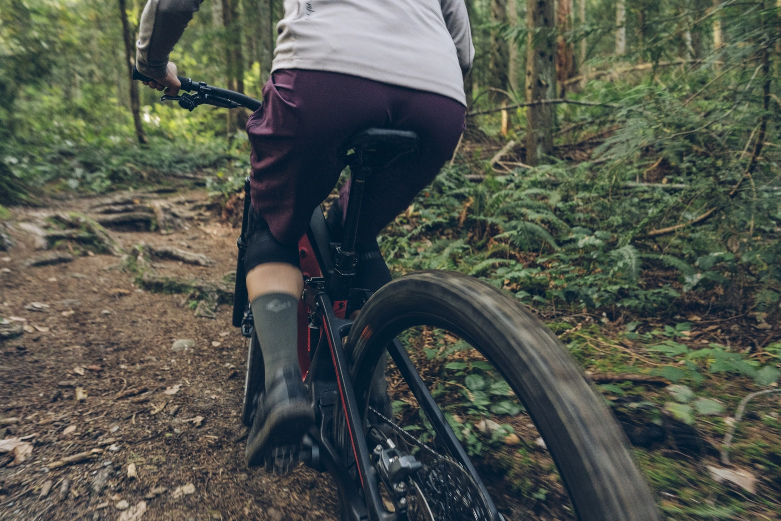 New RockShox Reverb AXS seatpost: renewed on the outside and on the inside