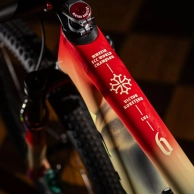 Victor Koretzky debuts the S-Works Epic 8 with the new RockShox Reverb seatpost