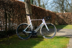 The special edition Orbea bikes with which Lotto commemorates its 40th anniversary in the Tour of Flanders