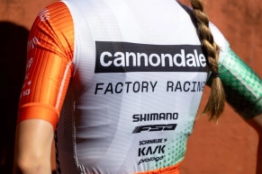 The Cannondale Factory Racing team completely renews its image: this is their new Scalpel and gear