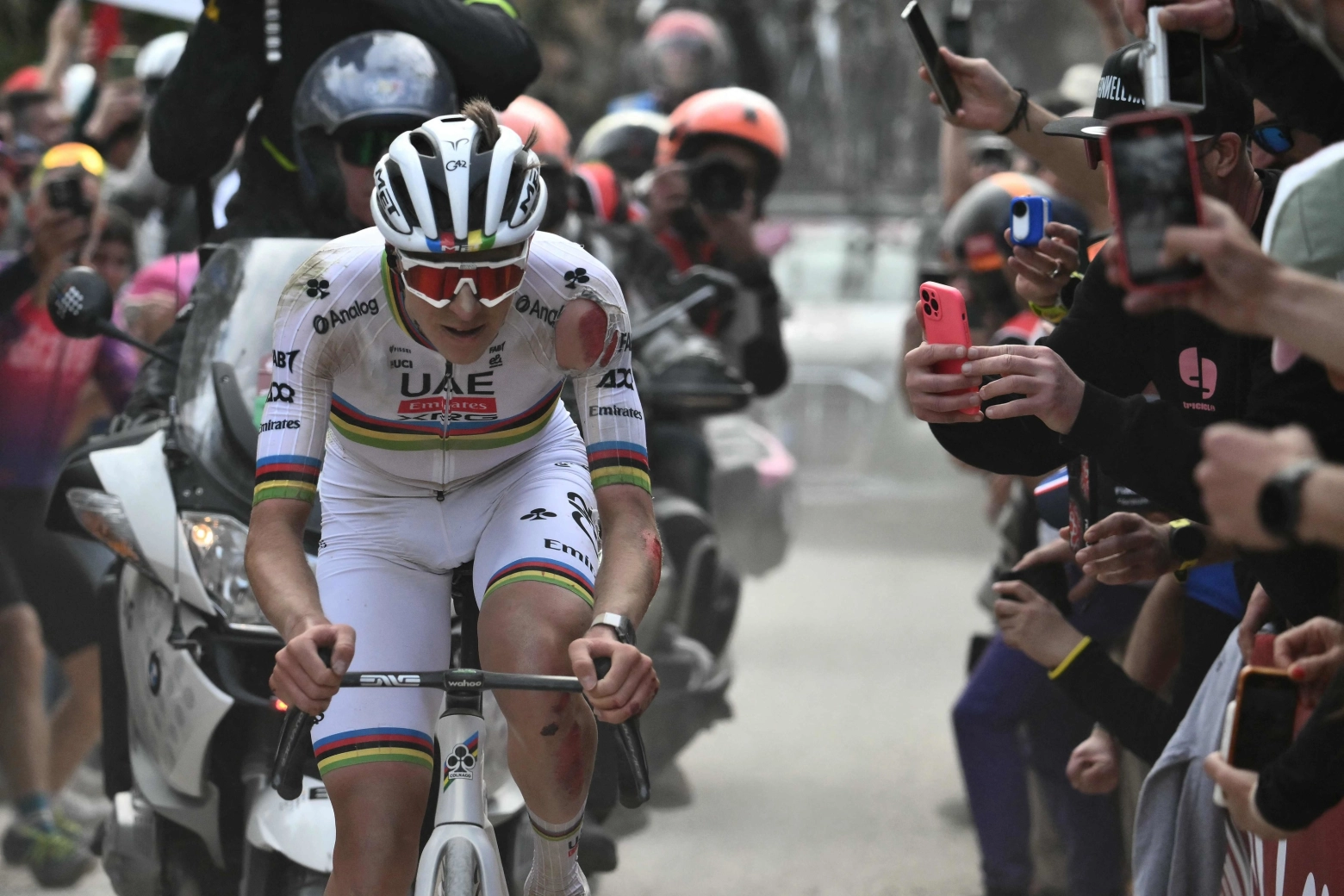 Pogacar advances his strategy for Flanders and talks about the worst side of social media