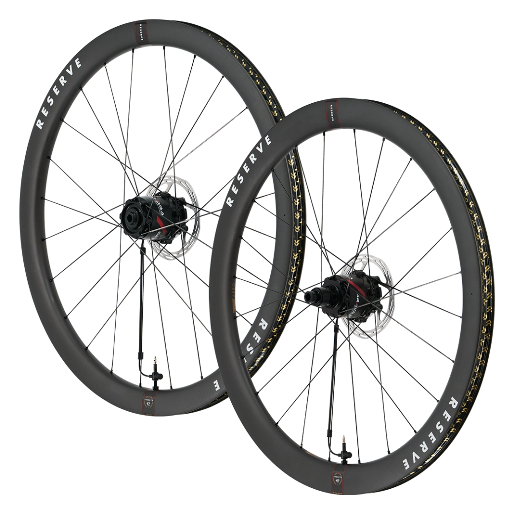 Self-inflating system and single chainring for Van Aert in Roubaix