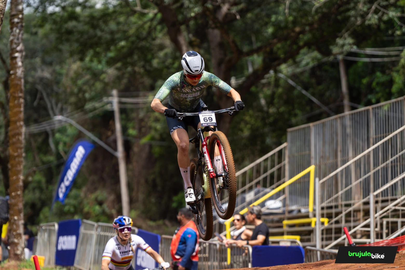 Evie Richards vence a segunda Short Track da temporada em Araxá