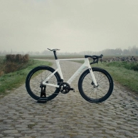 The Canyon Aeroad CFR Tensor, with which Mathieu van der Poel won in Roubaix, is now on sale