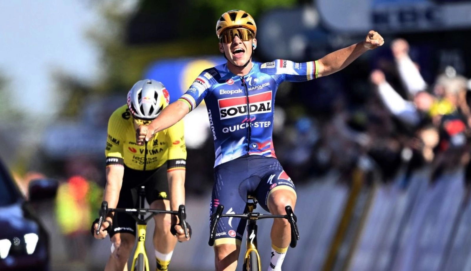 What is happening to Wout van Aert?