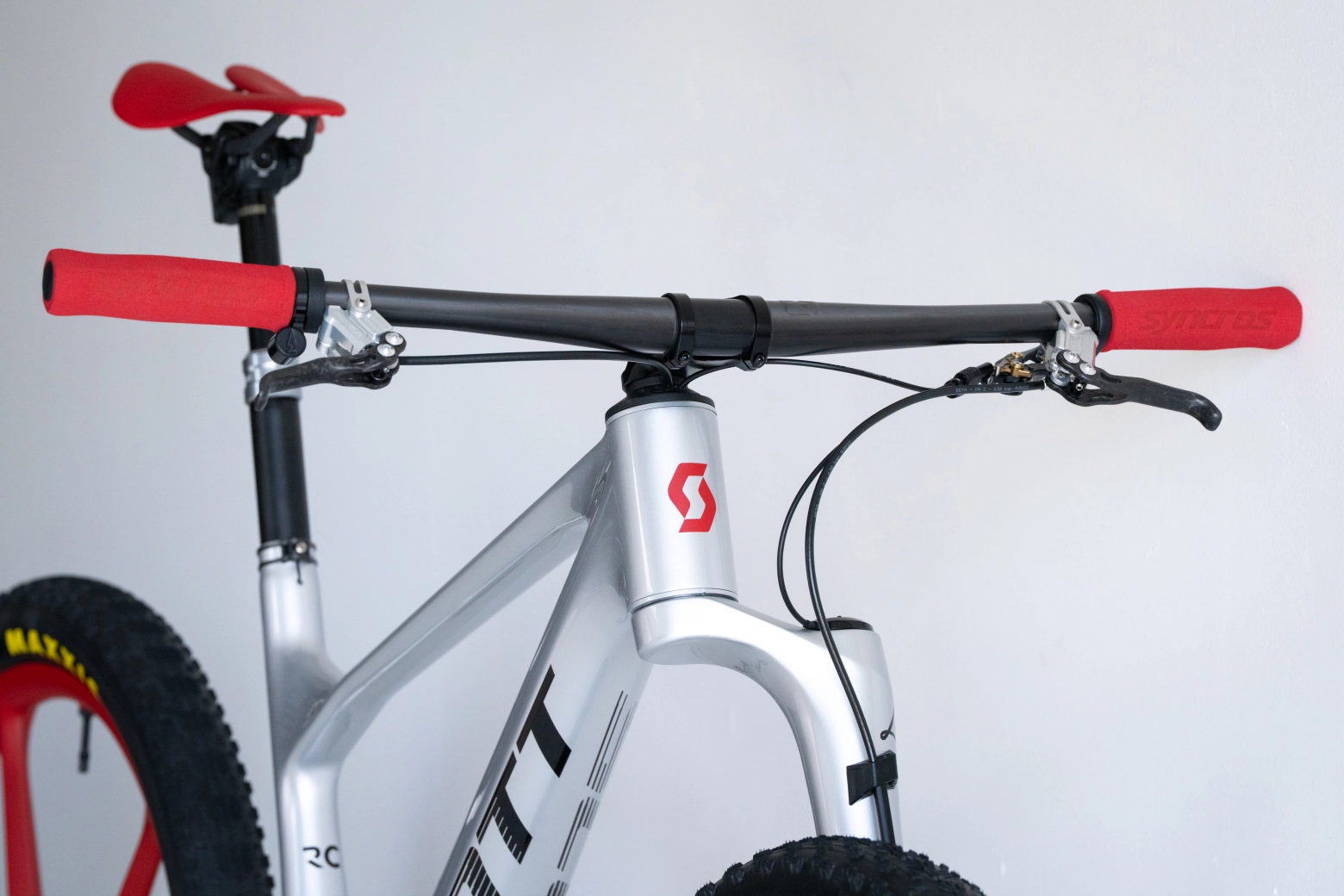 A SCOTT Spark with a Lefty fork? Only Dangerholm could be behind something like that