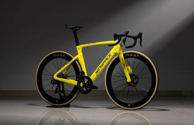 The new Winspace T1600 debuts with aerodynamic spoilers