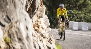 What is expected of Van Aert in the Giro: "wearing the pink jersey would be a dream"