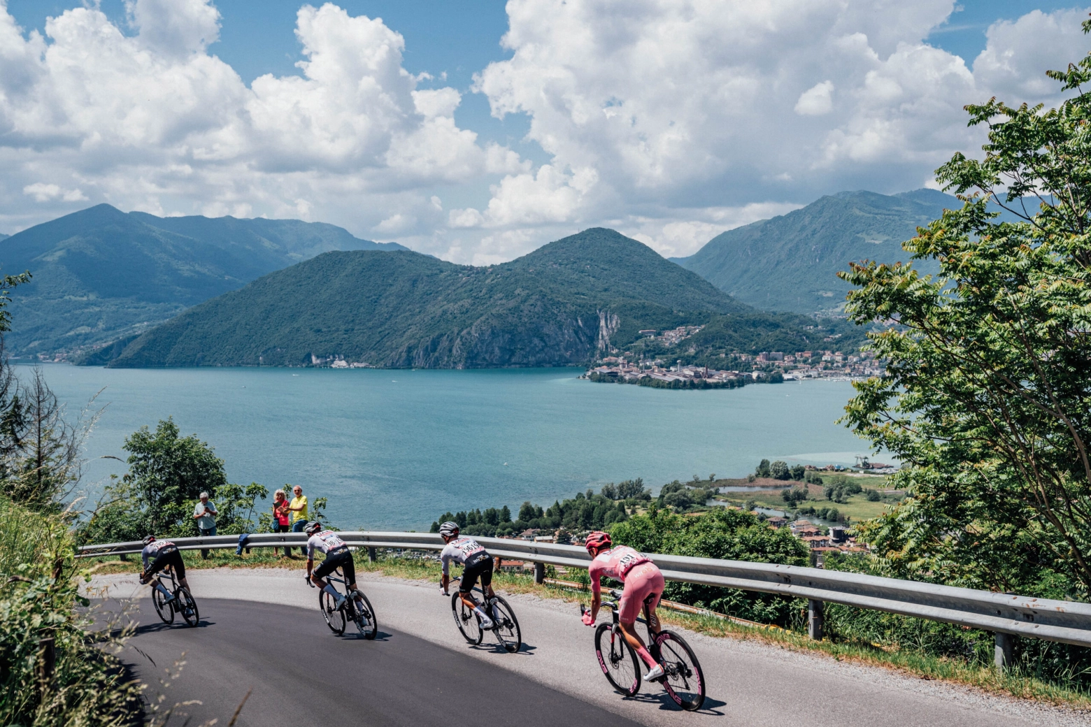 Cuánto dinero reparte el Giro de Italia 2025