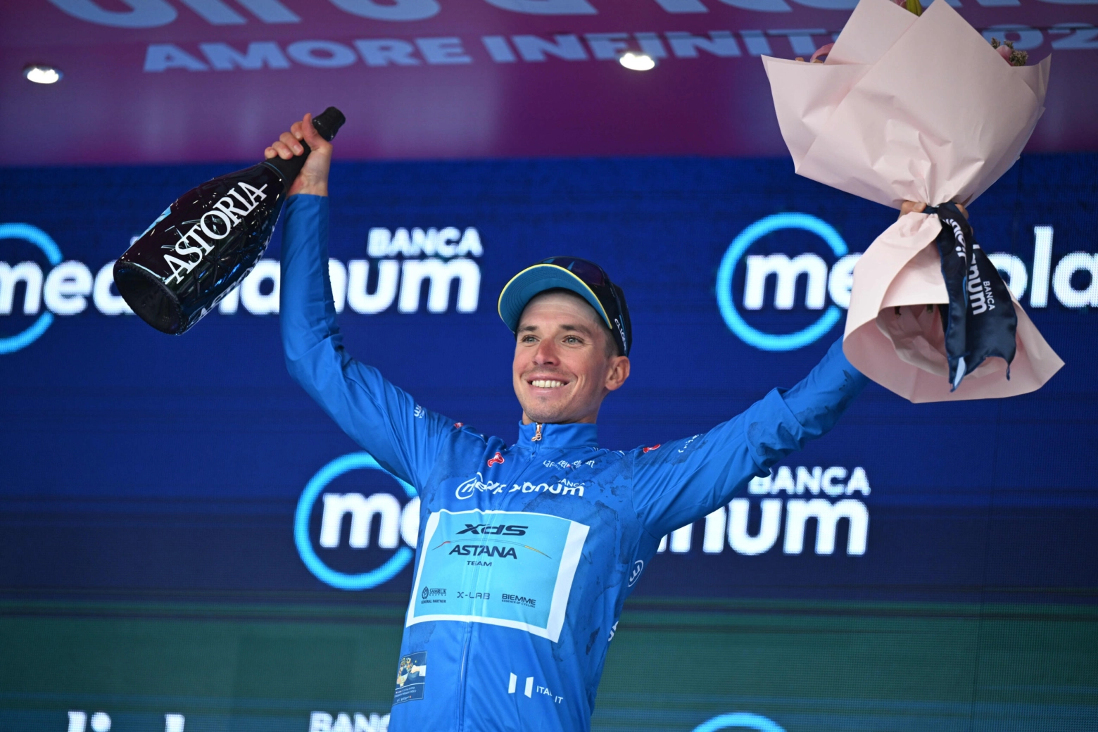 Avoiding Pogacar, Chinese bikes, or improving nutrition: some keys to how XDS-Astana has moved out of the relegation zone