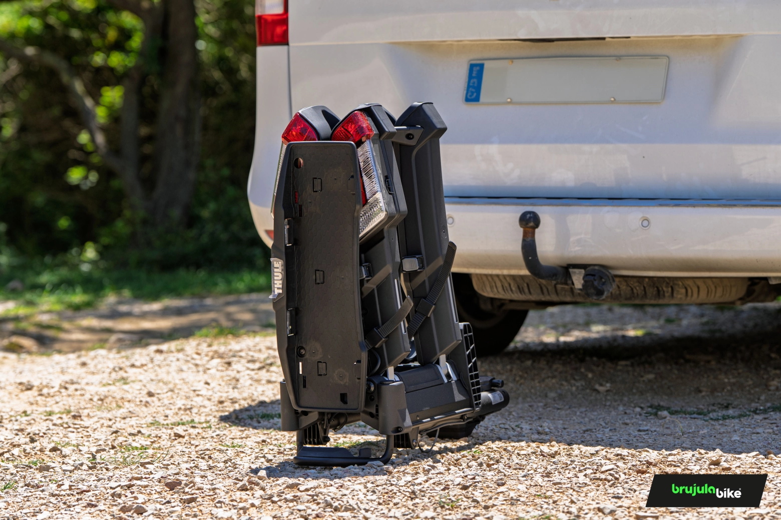 We tested the Thule EasyFold 3 bike rack, carrying two e-bikes has never been so easy and safe