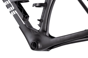 Extreme minimalism: BMC VAR0 is the new transparent finish for painting or reducing weight to the maximum