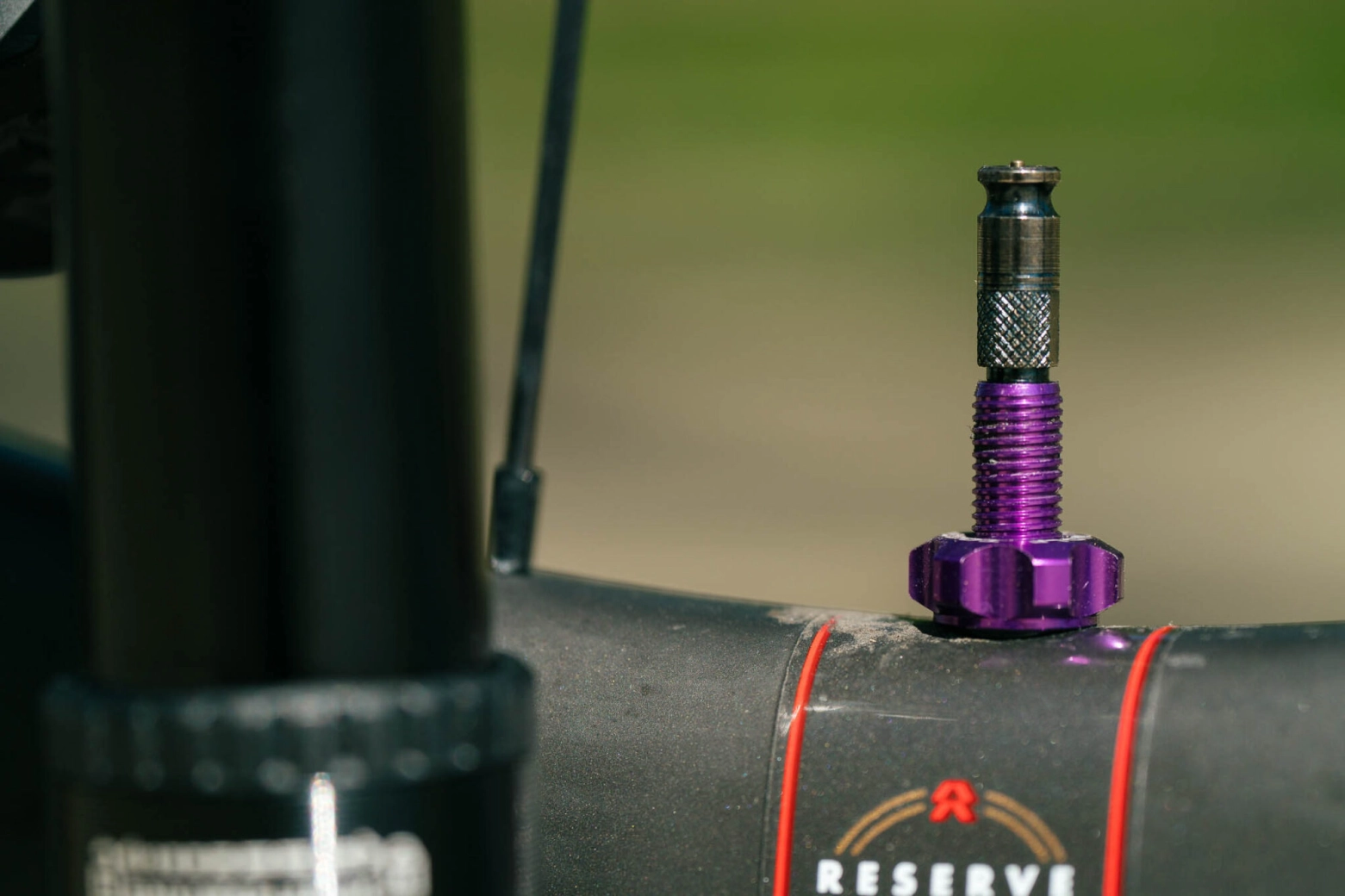 The tubeless inflation revolution begins with this presentation. From click to total change?