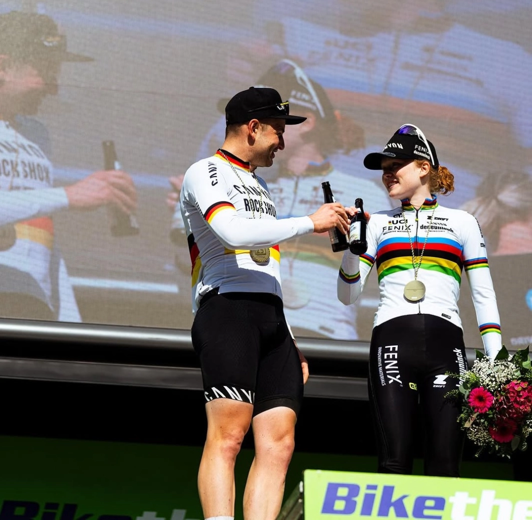Pieterse debuts the rainbow jersey with a victory in Heubach