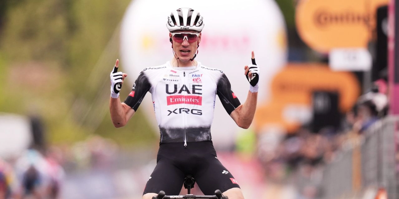 What has happened and what is expected in the Giro d'Italia 2025?