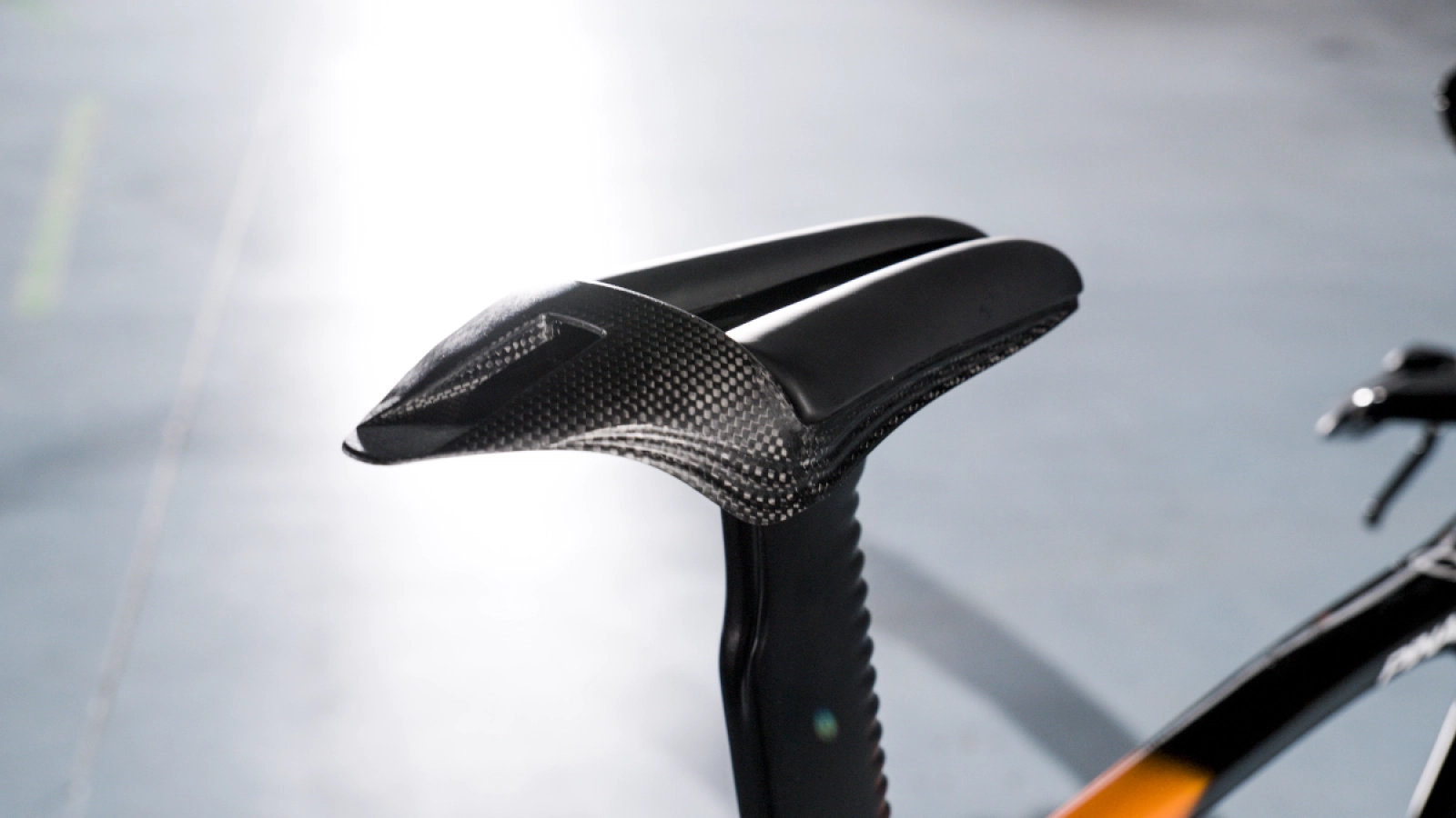 Prologo PREDATOR 01TT: the first integrated aero saddle