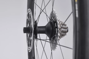 New Zipp 353 NSW and 303 SW wheels with integrated pressure sensor