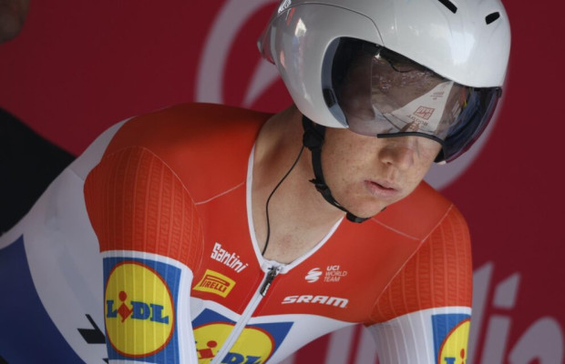 Primoz Roglic y Juan Ayuso recortan tiempo y aprietan la clasificación del Giro de Italia