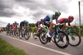 Pedersen also wins in the uphill. He adds 4 victories and gives Lidl-Trek their fifth stage win in this Giro d'Italia