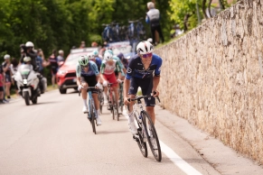 Pedersen also wins in the uphill. He adds 4 victories and gives Lidl-Trek their fifth stage win in this Giro d'Italia
