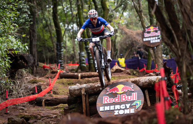 Jordan Sarrou sufre una rotura de clavícula en los entrenamientos y se perderá la Copa del Mundo de Nove Mesto