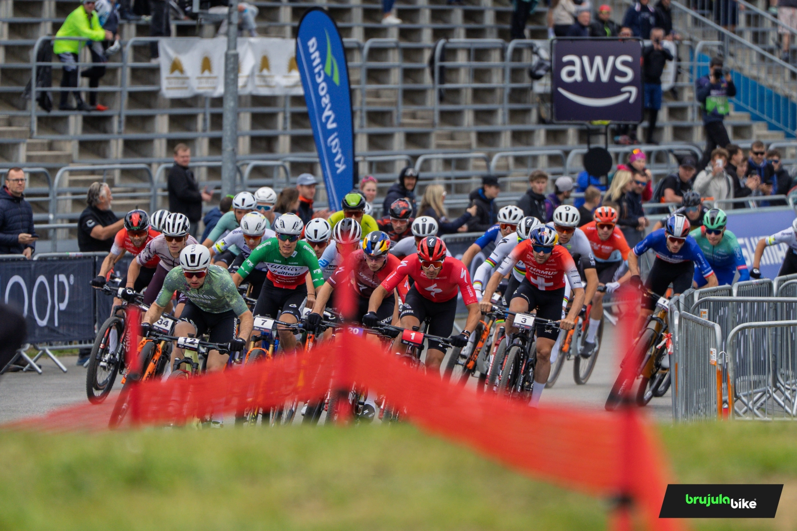 Chris Blevins came from behind to win the impossible and Puck Pieterse dominated to win the Nove Mesto World Cup