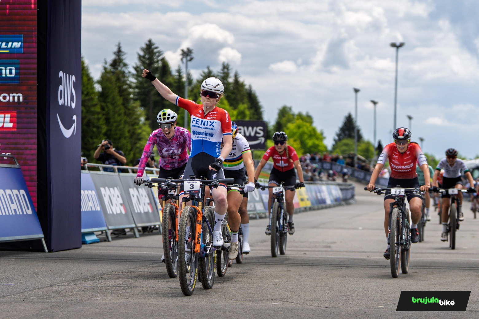 Chris Blevins came from behind to win the impossible and Puck Pieterse dominated to win the Nove Mesto World Cup