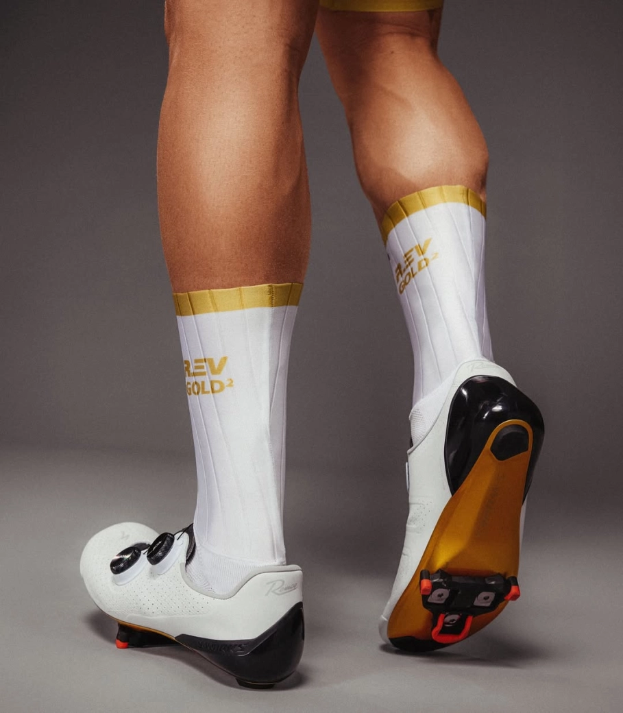 Evenepoel presents an exclusive outfit inspired by his double Olympic gold