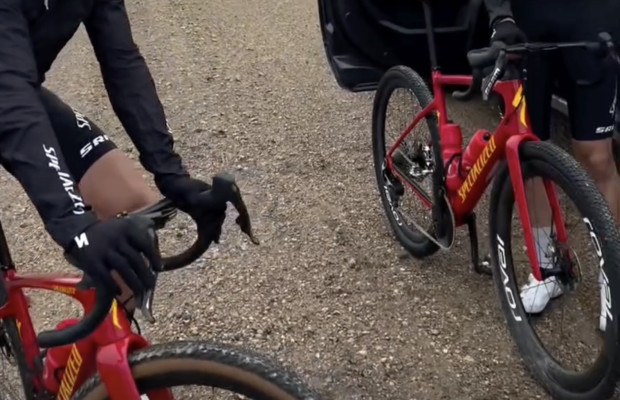 A new Specialized gravel bike has been spotted