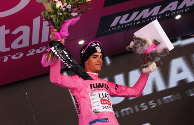 Del Toro está a um passo de vencer o Giro d'Italia após uma etapa muito difícil vencida por Nicolas Prodhomme