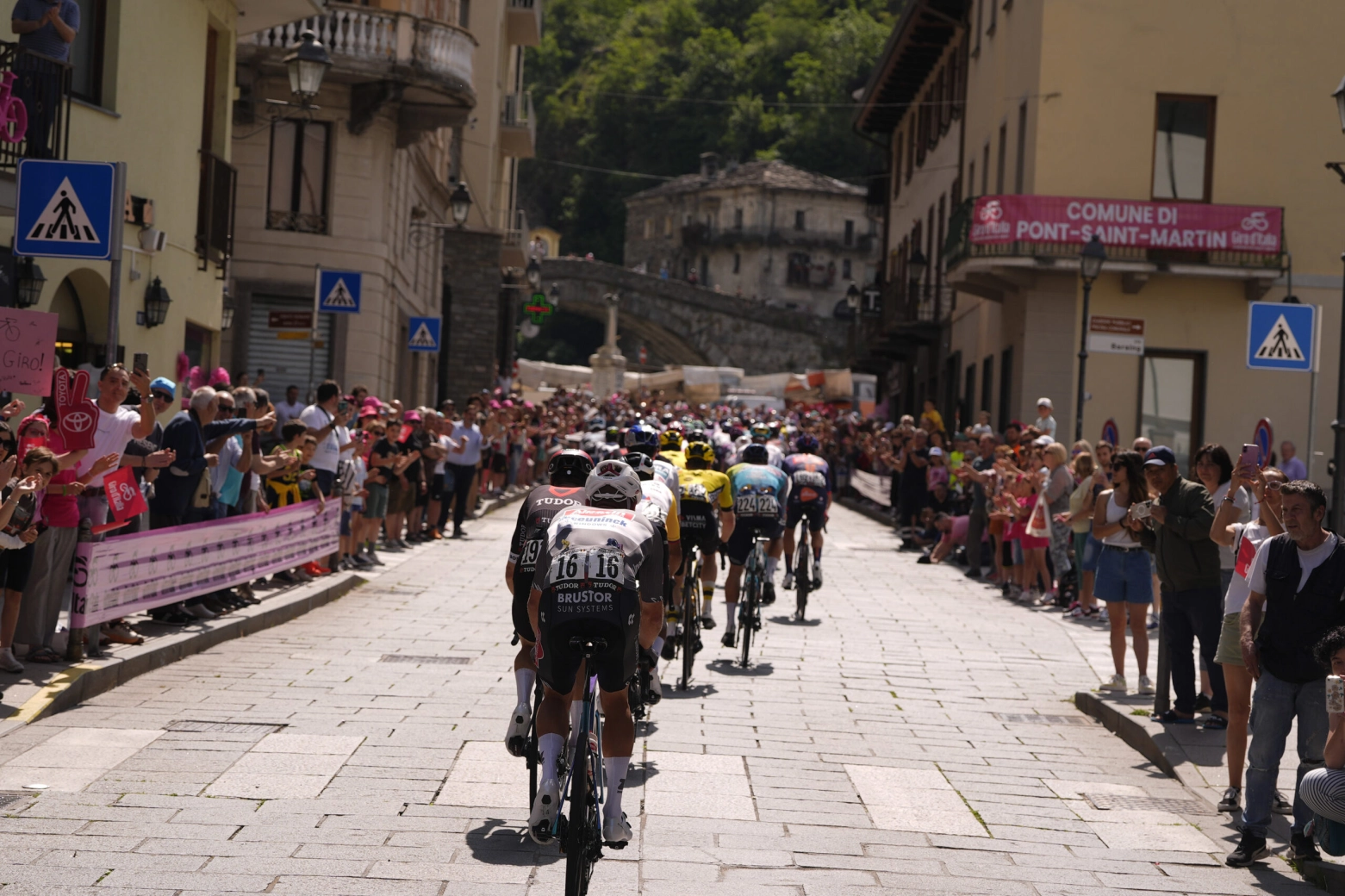 Simon Yates' revenge at the Giro d'Italia