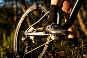 The S-PHYRE XC903S shoes celebrate the new electronic XTR group