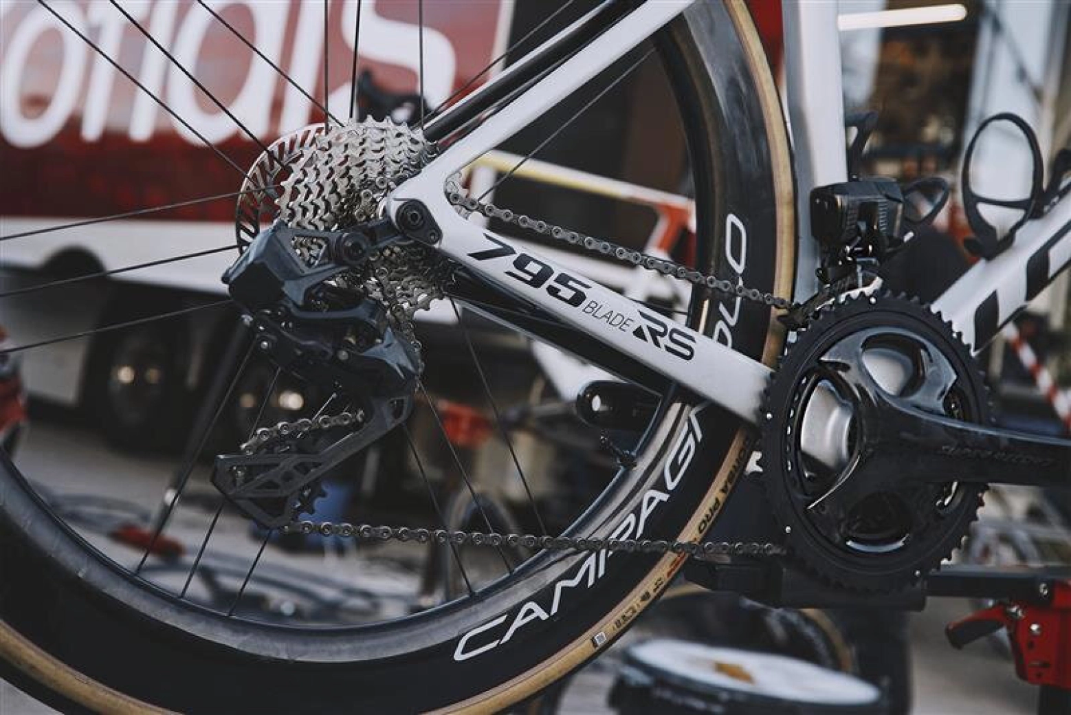 Campagnolo presents the world's first 2x13 groupset and its thumb shifter is back