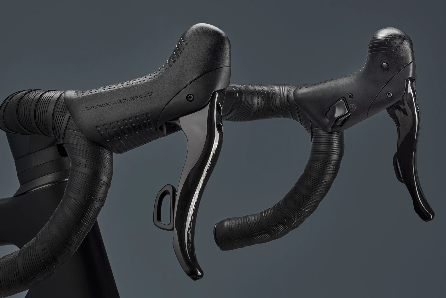Campagnolo presents the world's first 2x13 groupset and its thumb shifter is back