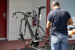 This radical Factor Aero prototype seen in Dauphiné could change the paradigm of road bikes