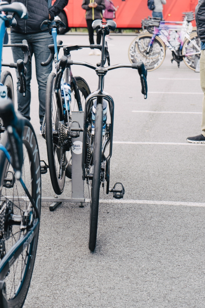 Ce prototype radical du Factor Aero vu dans le Dauphiné pourrait changer le paradigme du vélo de route