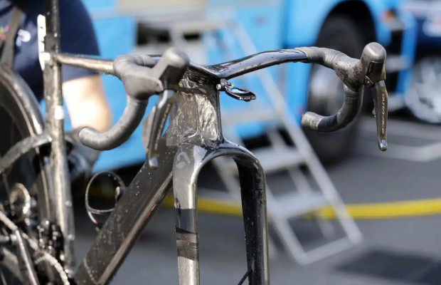 Esta radical Factor Aero prototipo vista en Dauphiné podría cambiar el paradigma de bici de carretera