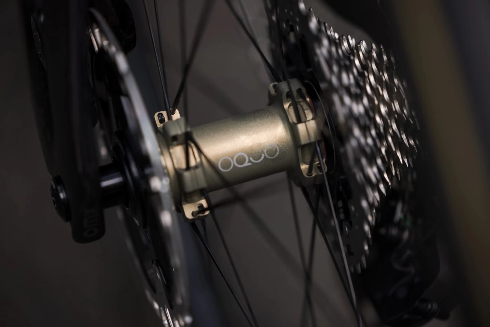 A Orbea Orca 2026 é renovada com as últimas rodas Oquo e um novo guidão integrado