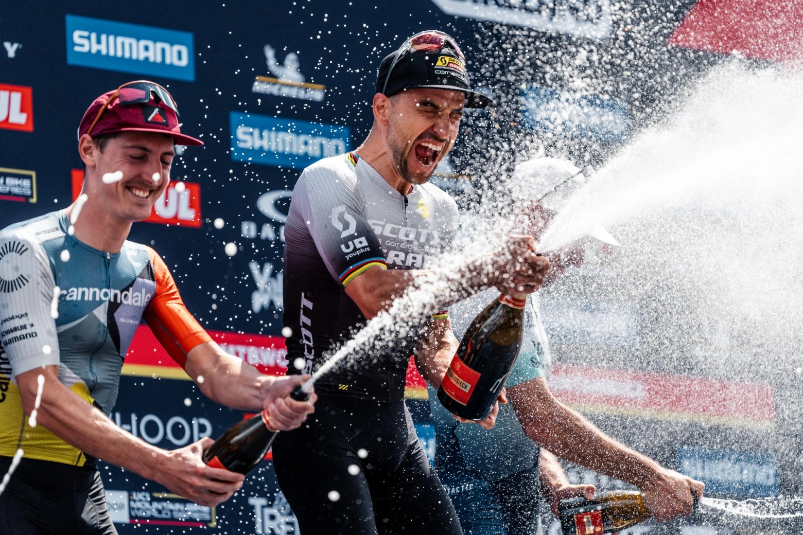 "Este circuito tem um lugar especial no meu coração": Nino Schurter quer voltar a vencer e tem esta Copa do Mundo marcada em vermelho